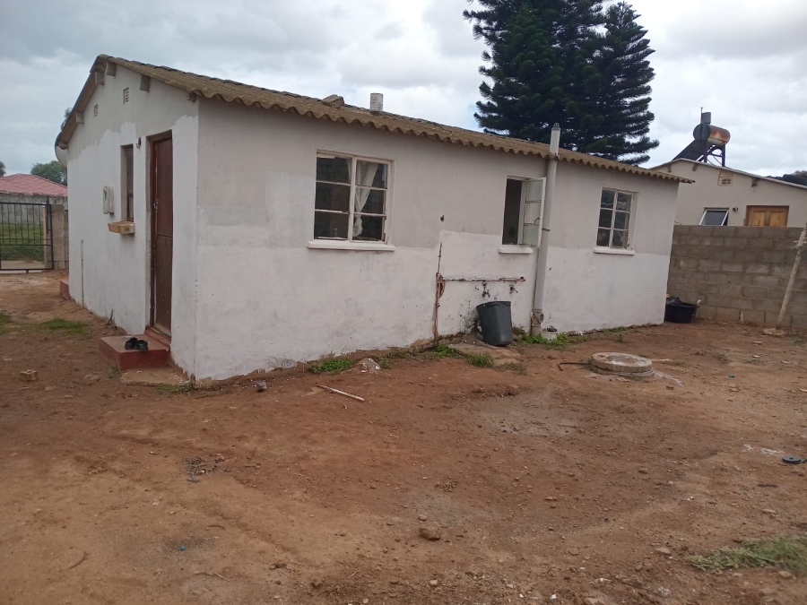 2 Bedroom Property for Sale in Zwide Eastern Cape